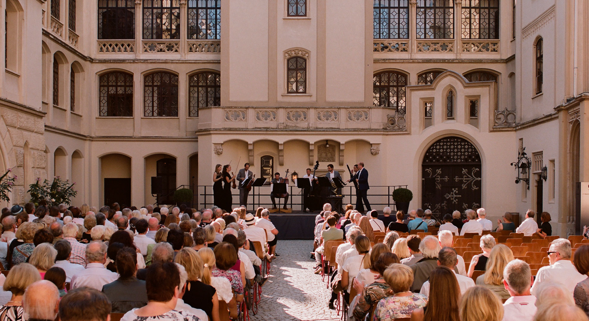 Prélude im Schlosshof © Lisa Edi