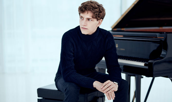 Jan Lisiecki © Christoph Köstlin