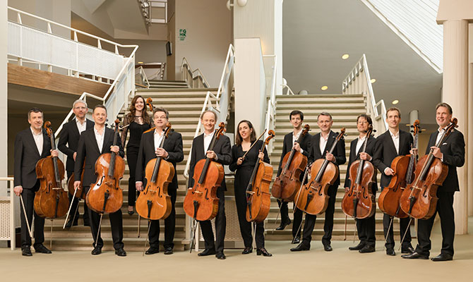 Die 12 Cellisten der Berliner Philharmoniker © Peter Adamik